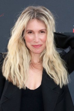 Sarah Carter, 12 Mayıs 2025 'te Los Angeles' taki TCL Çin Tiyatrosu 'nun Dünya Premiere' inde.