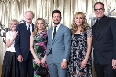Christine Ebersole, Ed Begley Jr, Hunter King, Tyler Hynes, Megyn Price, Diedrich Bader 20 Mayıs 2025 'te Beverly Wilshire Hotel' de verilen 50.