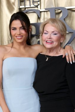 Jenna Dewan, anne Nancy Lee Bursch Beverly Wilshire Oteli 'ndeki 50. Gracies Ödülleri' nde 20 Mayıs 2025 'te, Beverly Hills, CA