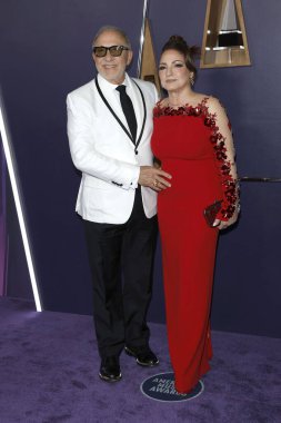 Emilio Estefan, Gloria Estefan, 26 Mayıs 2025 'te Las Vegas Fontainebleau' daki 2025 Amerikan Müzik Ödülleri 'nde.