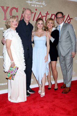 Christine Ebersole, Ed Begley Jr., Hunter King, Megyn Price, Diedrich Bader Hallmark Emmy Ödülleri 'nde 29 Mayıs 2025' te Hollywood, CA