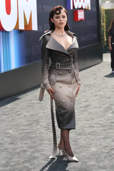 Jenna Ortega Netflix Tudum 2025 'te Kia Forum' da 31 Mayıs 2025 'te Los Angeles, CA