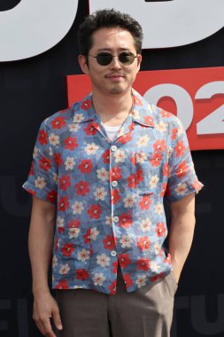 Steven Yeun Netflix Tudum 2025 'te Kia Forum' da 31 Mayıs 2025, Los Angeles, CA