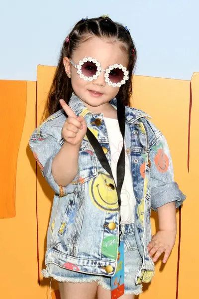 Amelia Kline, Phineas 'ta ve Ferb Sezon 5 Dünya prömiyeri Nya Stüdyoları' nda 31 Mayıs 2025, Los Angeles, CA