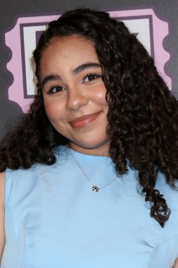 Dakota Schafer, Calabasas Regency Tiyatrosu 'ndaki Little Angels Premiere' de 4 Haziran 2025 'te Calabasas, CA