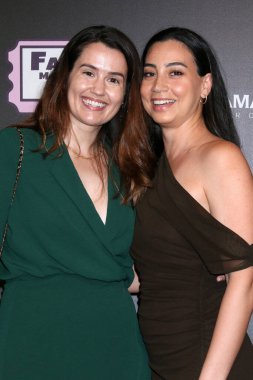 Katie Cronin, Liana Ogannessyan Regency Theater Calabasas 'taki Little Angels galasında 4 Haziran 2025' te Calabasas, CA