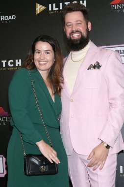 Katie Cronin, Taylor Cole Regency Theater Calabasas 'taki Little Angels galasında 4 Haziran 2025' te Calabasas, CA