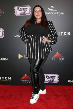 KC Mussman, Calabasas Regency Theater Calabasas 'taki Little Angels Premiere' de 4 Haziran 2025 'te, CA