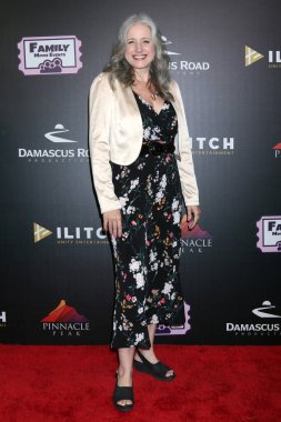 Michelle Fozounmayeh, Calabasas Regency Tiyatrosu 'ndaki Little Angels Premiere' de 4 Haziran 2025 'te, Calabasas, CA