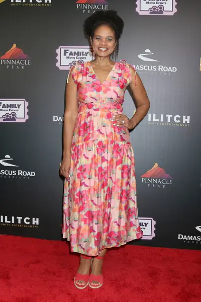 Kimberly Elise, Calabasas Regency Tiyatrosu 'ndaki Little Angels galasında 4 Haziran 2025' te Calabasas, CA