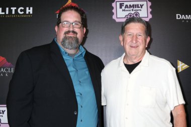 Sean Meade, Roger Meade Regency Theater Calabasas 'taki Little Angels galasında 4 Haziran 2025' te Calabasas, CA