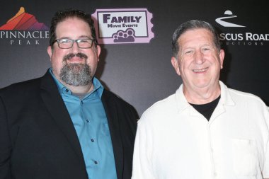 Sean Meade, Roger Meade Regency Theater Calabasas 'taki Little Angels galasında 4 Haziran 2025' te Calabasas, CA