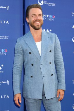 Derek Hough, MPTF NextGen Yıllık Yaz Partisi 'nde 22 Haziran 2025' te Los Angeles, CA