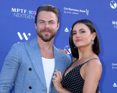 Derek Hough, Hayley Erbert, 22 Haziran 2025 'te Los Angeles' ta düzenlenen MPTF NextGen Yıllık Yaz Partisi 'nde.