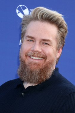 Josh McDermitt, 22 Haziran 2025 'te Los Angeles' ta düzenlenen MPTF NextGen Yıllık Yaz Partisi 'nde.