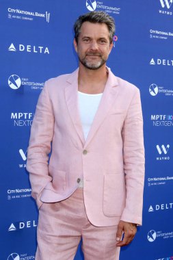 Joshua Jackson, MPTF NextGen Yıllık Yaz Partisi 'nde 22 Haziran 2025, Los Angeles, CA