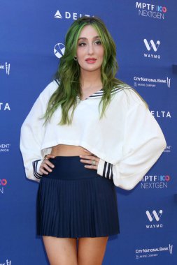 Phem namı diğer Olivia Marsico, 22 Haziran 2025 'te Los Angeles' ta düzenlenen MPTF NextGen Yıllık Yaz Partisi 'nde.