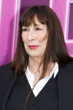 Anjelica Huston, TCL Çin Tiyatrosu 'nun 3 Haziran 2025' te Los Angeles 'taki balerin dünya prömiyerinde.