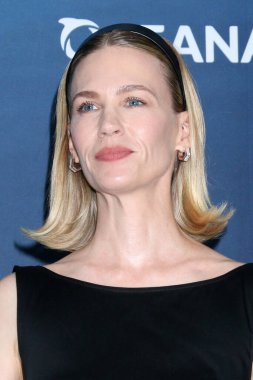 Ocak Jones, 26 Temmuz 2025 'te Laguna Sahili' nde düzenlenen 18. Yıllık Deniz Değişimi Yaz Partisi 'nde.