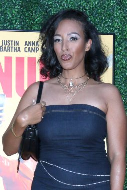 Anna Camp Nuked Los Angeles Premiere Garland Hotel 'de 6 Ağustos 2025' te Kuzey Hollywood, CA