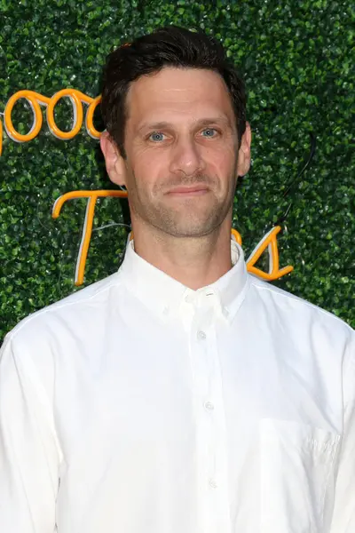 Justin Bartha, 6 Ağustos 2025 'te Kuzey Hollywood' da Garland Oteli 'ndeki Nuked Los Angeles Premiere' de.