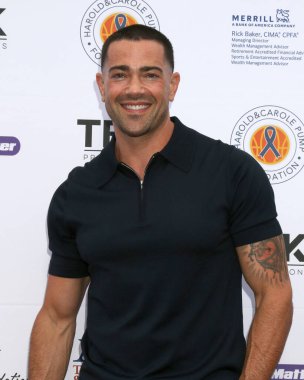 Jesse Metcalfe, 13 Ağustos 2025 'te 11301 W. Olimpik Bulvarı' ndaki 100 Kadın Meselesi Galasında, CA