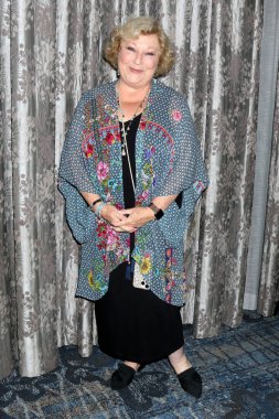 Beth Maitland, Burbank Marriott 'ta 16 Ağustos 2025' te The Young and The Reast Fan Organizasyonu 'nda Burbank, CA