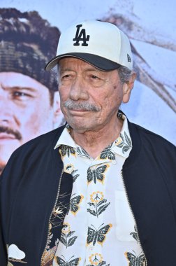 Edward James Olmos, 18 Ağustos 2025 'te Hollywood Amerikan Lejyonunda Primative War Premiere' de Los Angeles, CA