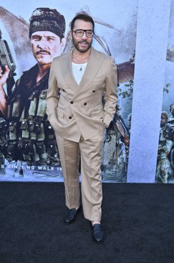 Jeremy Piven, 18 Ağustos 2025 'te Hollywood Amerikan Lejyonunda Primative War Premiere' de Los Angeles, CA
