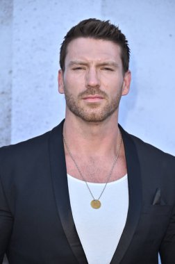 Jesse Cove, Primative War Premiere 'de 18 Ağustos 2025' te Hollywood Amerikan Lejyonu 'nda.