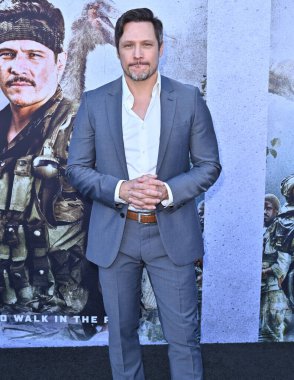 Nick Wechsler, 18 Ağustos 2025 'te Hollywood Amerikan Lejyonu Primative War Premiere' de Los Angeles, CA