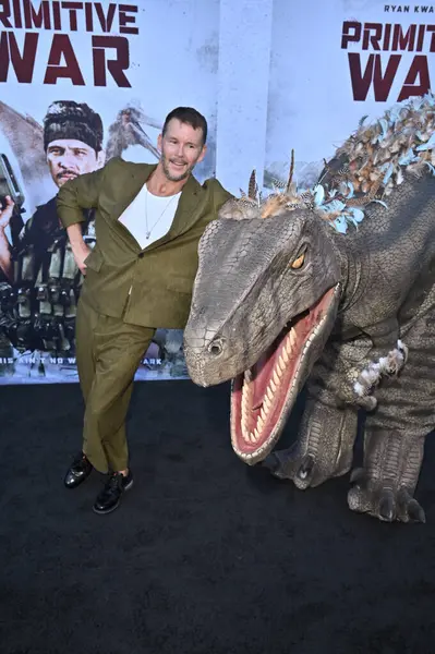 Ryan Kwanten, 18 Ağustos 2025 'te Hollywood Amerikan Lejyonunda Primative War Premiere' de Los Angeles, CA