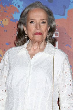 Kathy Bates, 23 Ağustos 2025 'te Los Angeles' ta Roosevelt Oteli 'nde düzenlenen 7. Yıllık AAFCA TV Ödülleri' nde.