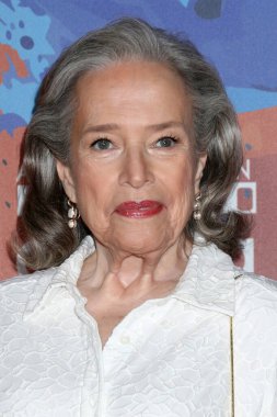 Kathy Bates, 23 Ağustos 2025 'te Los Angeles' ta Roosevelt Oteli 'nde düzenlenen 7. Yıllık AAFCA TV Ödülleri' nde.