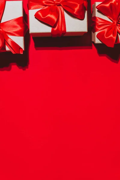 Gyönyörű Függőleges Ünnepi Karácsonyi Banner Vagy Fejléc Ünnepi Ajándékok Piros Stock Fotó
