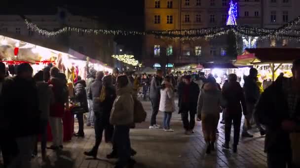 Krakow Poland 2022 Різдвяний Ринок Вночі Краківському Ринку Польська Ярмарок — стокове відео