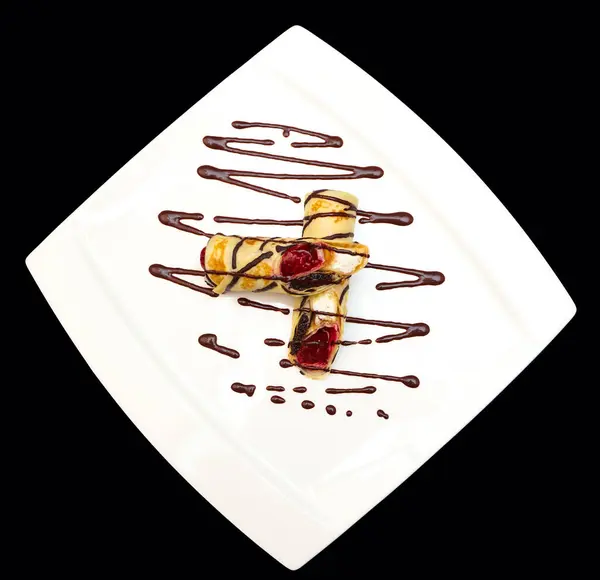 Piatto Bianco Con Frittelle Crepes Con Ripieno Dolce Salsa Cioccolato Fotografia Stock