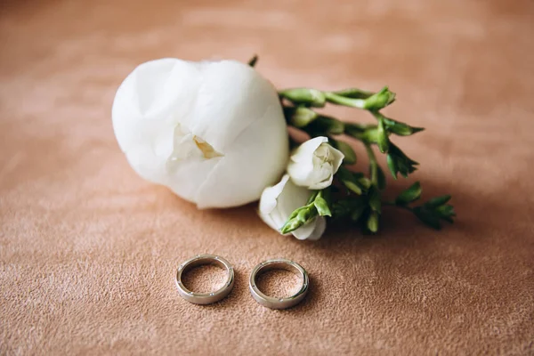 Foto Close Cincin Pernikahan Yang Indah — Stok Foto