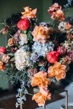 Taze, güzel düğün buketi, yakın çekim.