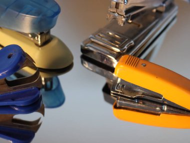 Ofis, okul zımbaları pano renkleri kullanışlı