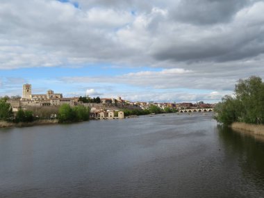 güzel nehir Douro nehri doğal su büyük akıntı