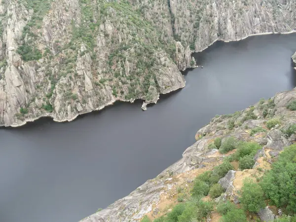 Douro river natural border between Spain Portugal natural deep