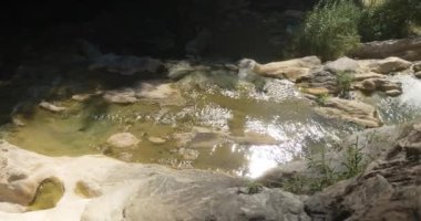Meksika 'nın doğal su birikintisi yavaş ilerliyor.