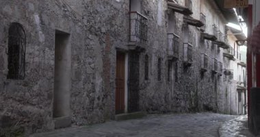 Cuetzalan, Puebla. Meksika mı? 23 Kasım 2024. Cuetzalan 'da güzel bir cadde