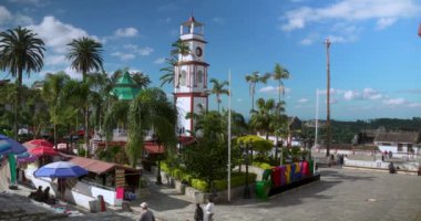 Cuetzalan, Puebla. Meksika mı? 23 Kasım 2024. Geniş açı zocalo.