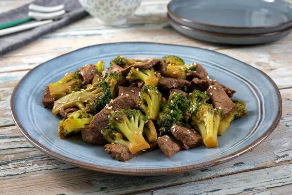 Karıştırılmış Çin Brokolisi Sığır Eti Sebzeli Asya Yemeği — Stok fotoğraf