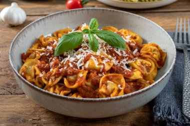 domates soslu makarna