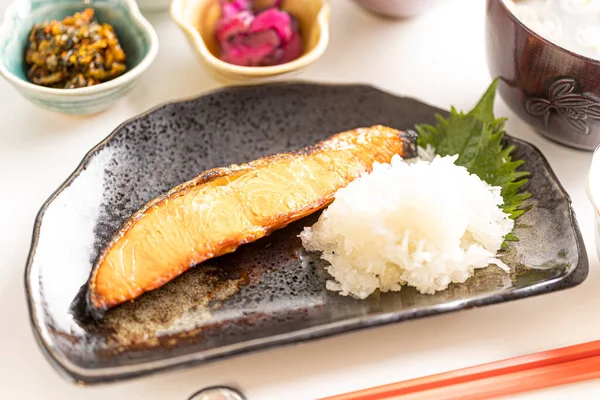 Japanese Breakfast Consists Healthy Grilled Fish Lots Side Dishes — Fotografia de Stock