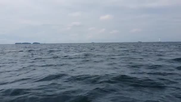Pov Side View Speed Boat Sailing Sea Фон Водного Пейзажа — стоковое видео
