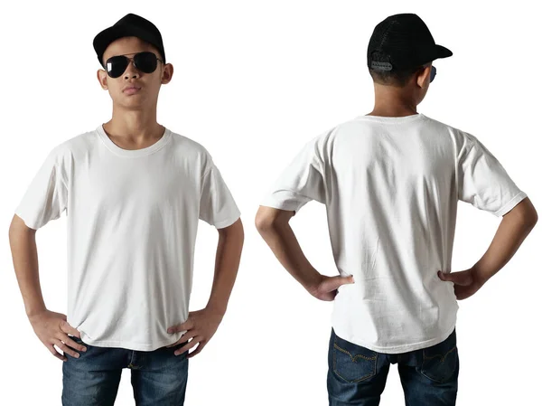 白色的T恤是模拟的 正面和背面看 十几岁的男模穿着纯白的衬衫 T恤设计模板 空白打印箱 — 图库照片